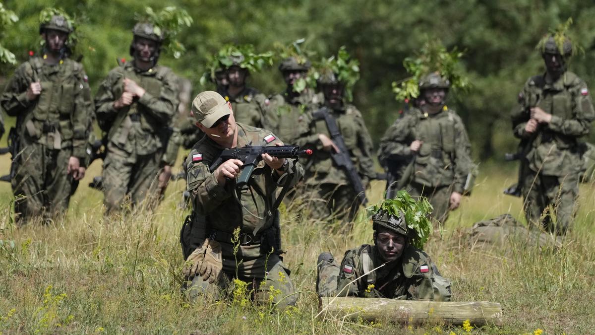 Poland rolls out ‘Holidays with the Army’ in a recruitment drive with Russia in mind