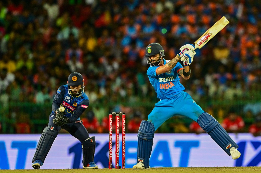 “Tough Pitch To Play Spin”: Dinesh Karthik Backs Virat Kohli After Poor Show vs Sri Lanka