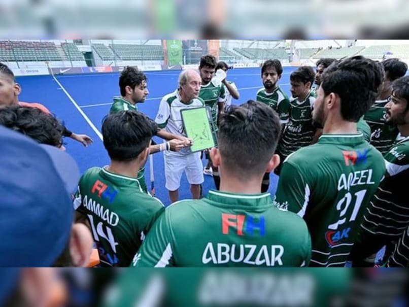 Roelant Oltmans Steps Down As Pakistan Hockey Team Head Coach