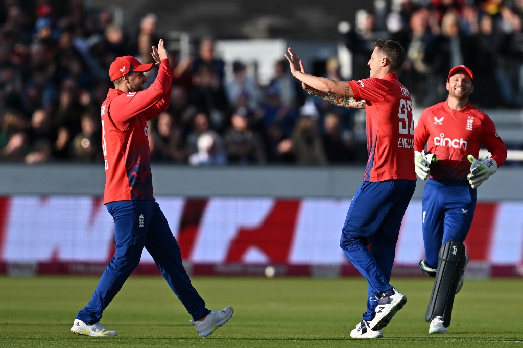 “He Has Express Pace”: Ex-England Cricket Captain Nasser Hussain Hails South Africa-Born Pacer Brydon Carse Set To Make England Test Debut